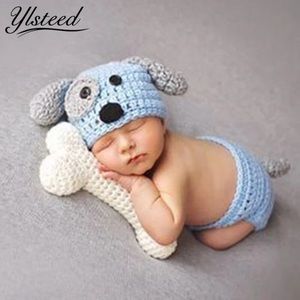 Newborn first photo outfit